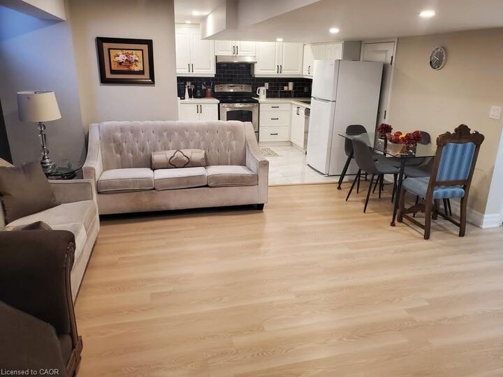 Property Photo: 7 Woodhouse Street Lower ON L9K 0H1