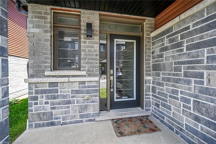 Property Photo: 120 Court Drive 96 ON N3L 0N2