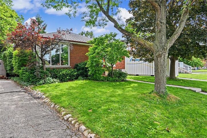 56 Everton Place — photo 1