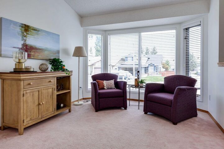 Property Photo: 23 Sandalwood Close NW AB T3K 4B4