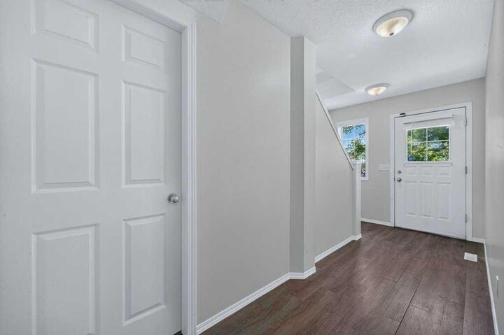 Property Photo:  39 Citadel Point NW  AB T3G 5L2 