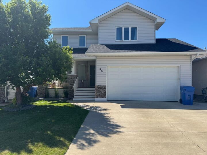 34 Riverbrook Close W — photo 1