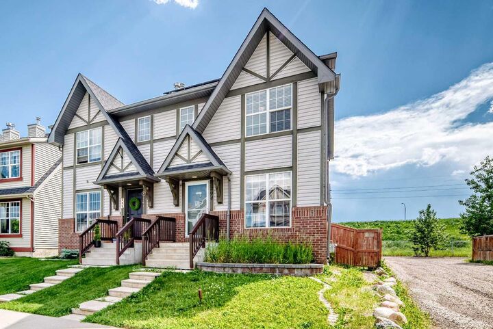 Property Photo:  294 Elgin View SE  AB T2Z 4N6 