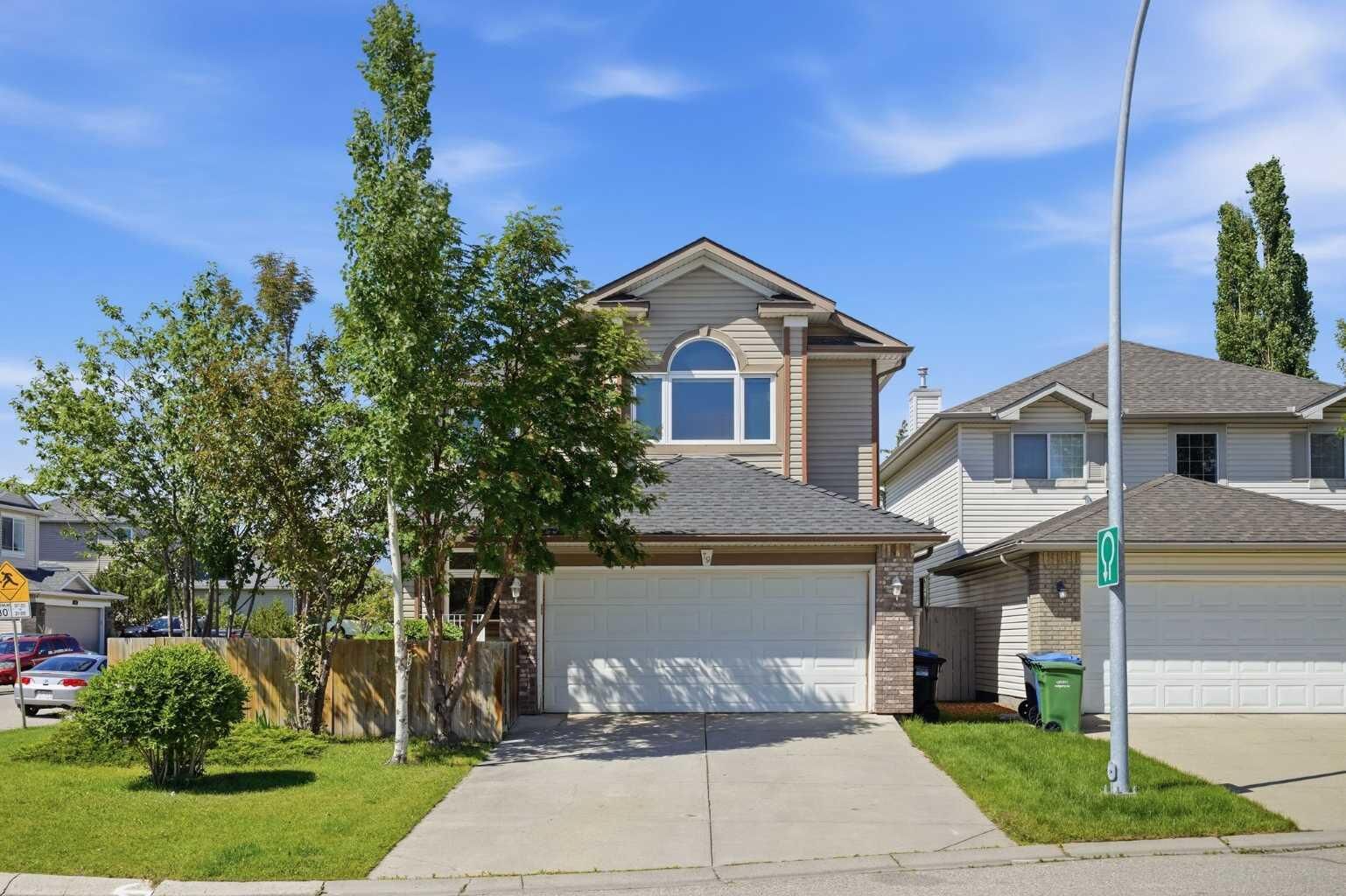 Property Photo:  79 Citadel Crest Heath NW  AB T3G 4W4 