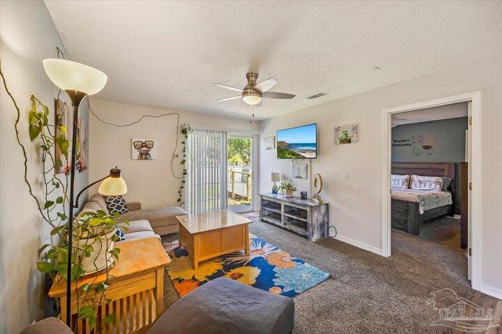 Property Photo:  7650 Chablis Cir  FL 32566 