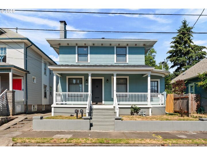 Property Photo: 5025 NE 6th Ave OR 97211
