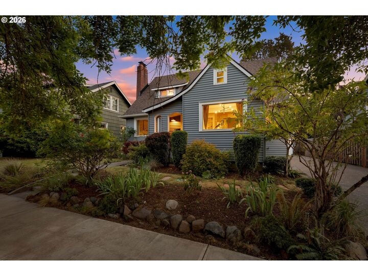Property Photo:  3913 NE 64th Ave  OR 97213 