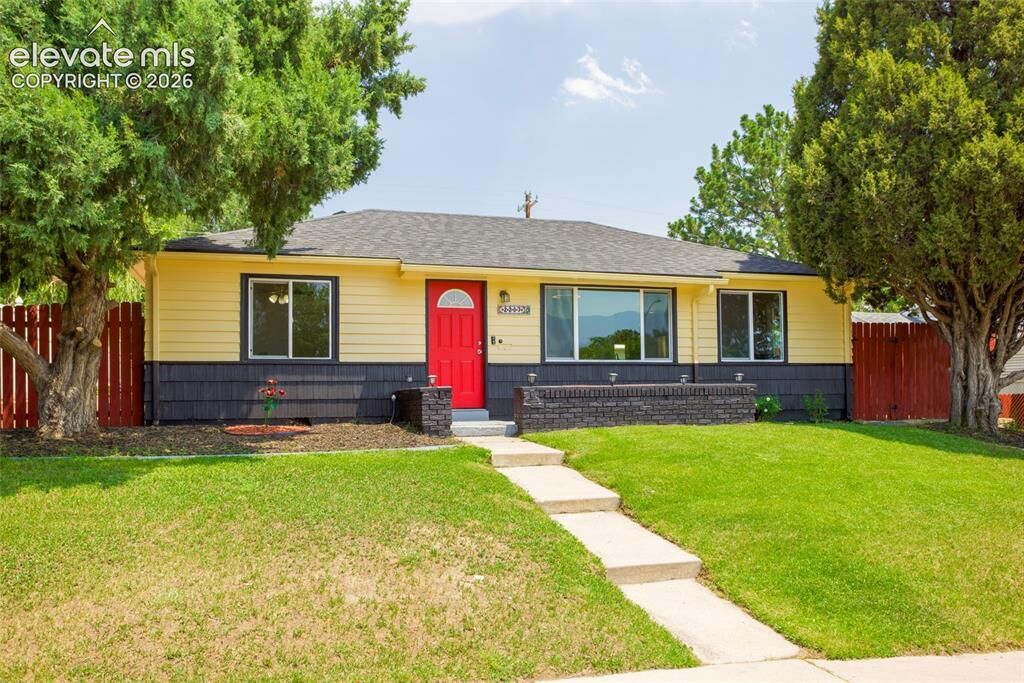 Property Photo:  2207 N Union Boulevard  CO 80909 
