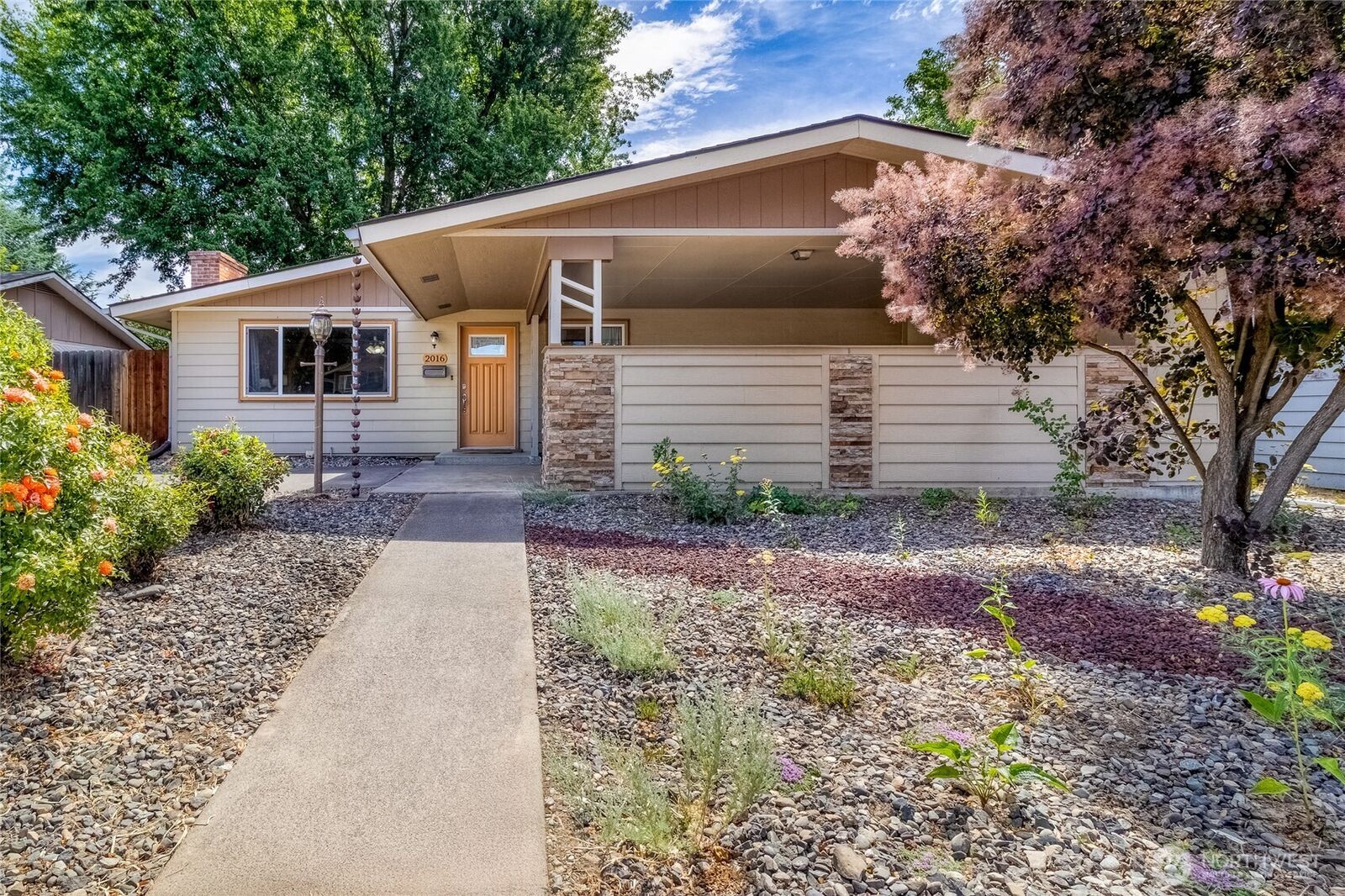 Property Photo: 2016 Crawford Drive WA 99362