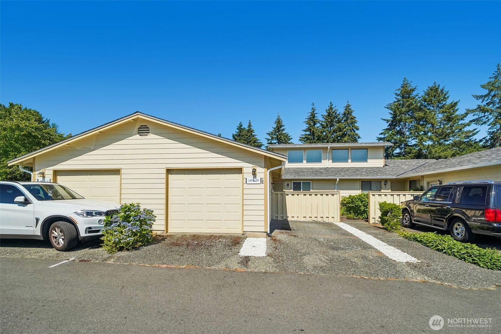Property Photo:  24934  110th Place SE 5B  WA 98030 