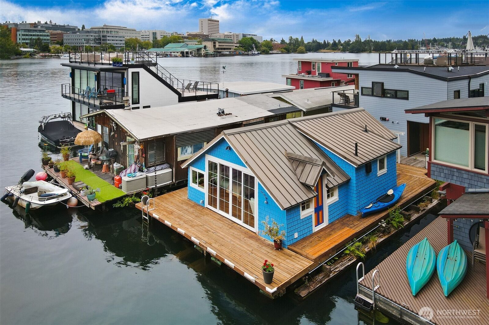 Property Photo: 3146 Portage Bay Place E B WA 98102