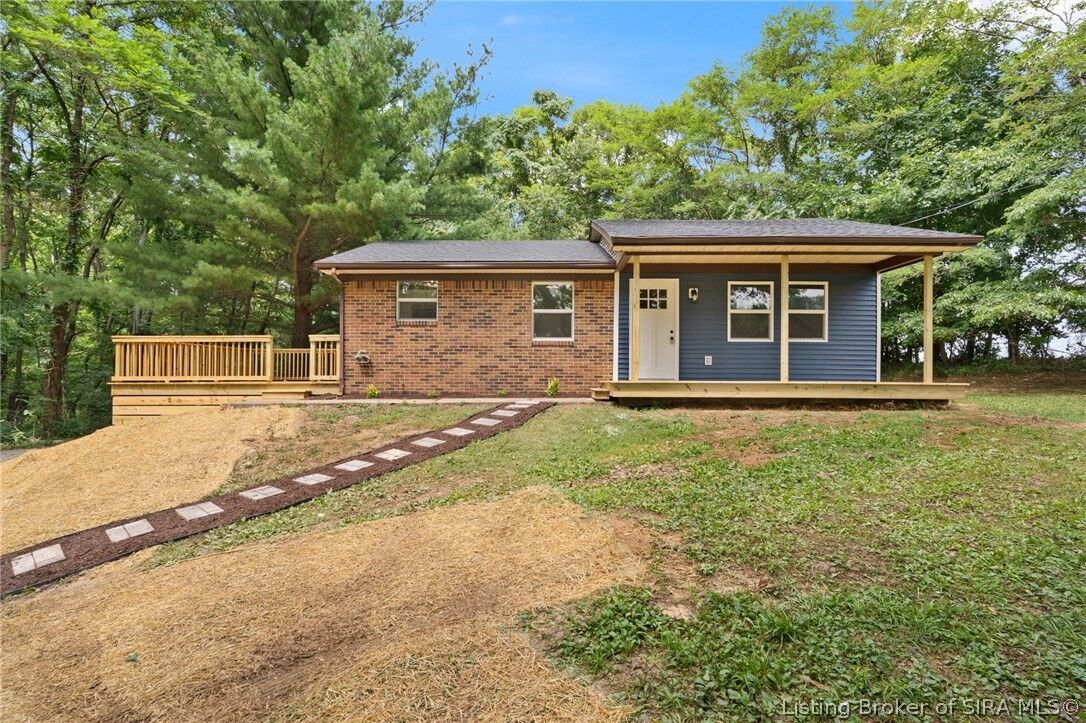 Property Photo: 4238 E Martinsburg Fire Road IN 47164