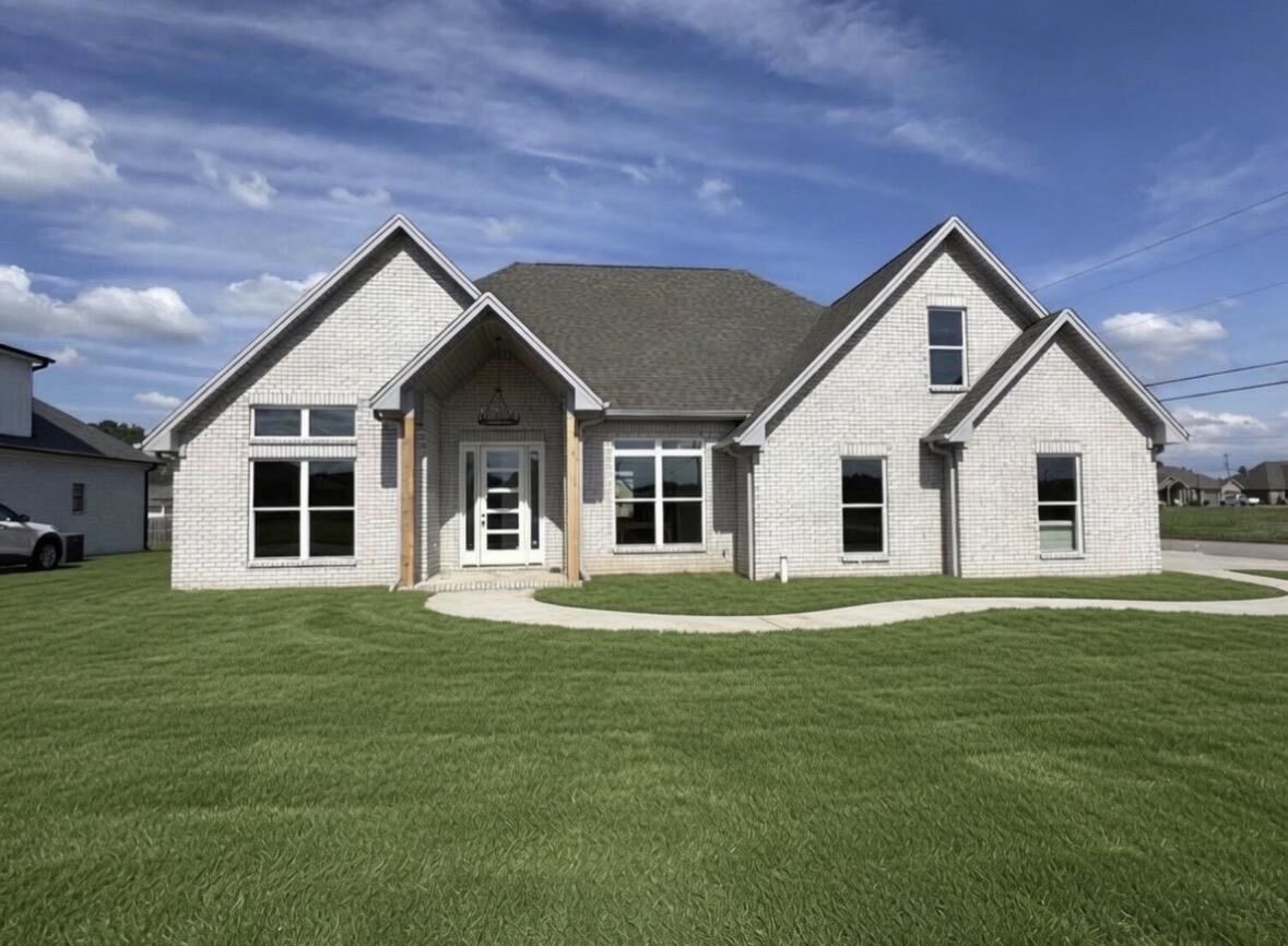 Property Photo: 122 McCallen Rd AL 35661