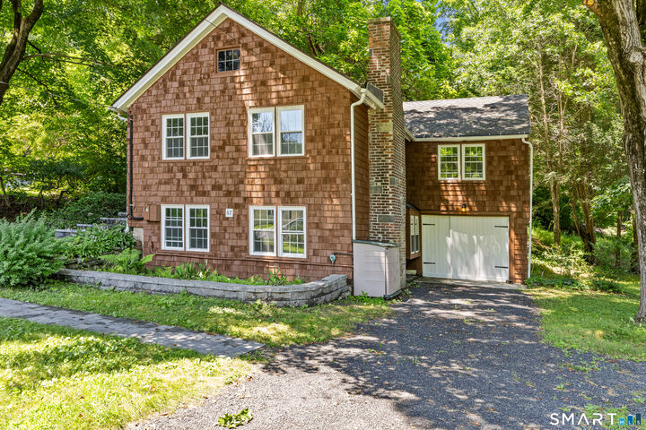 Property Photo:  67 East Litchfield Road South  CT 06759 