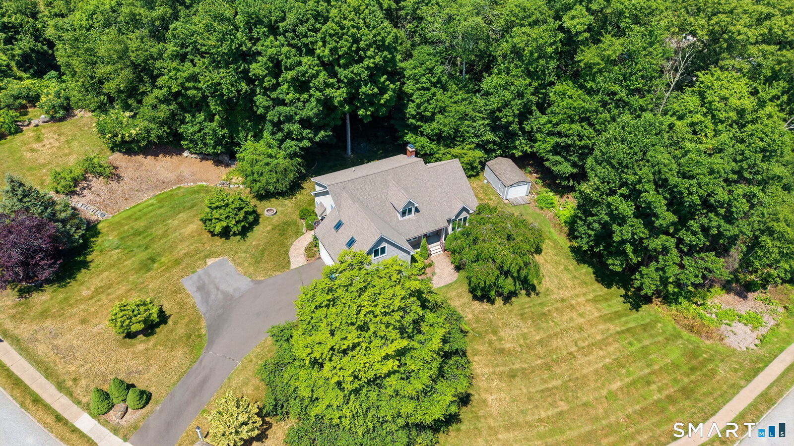 Property Photo:  22 Viola Drive  CT 06424 