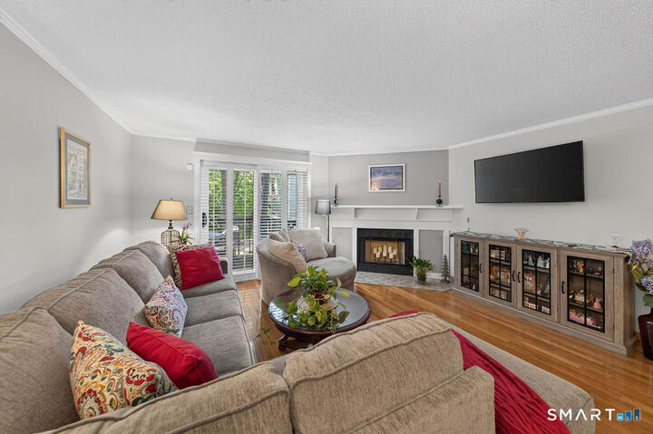 Property Photo: 40 Foxon Hill Road L47 CT 06513