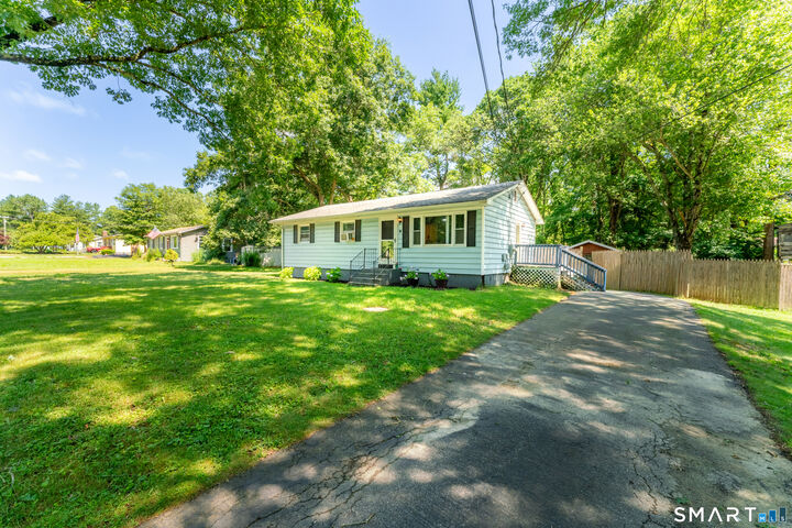 Property Photo:  13 South Street  CT 06374 