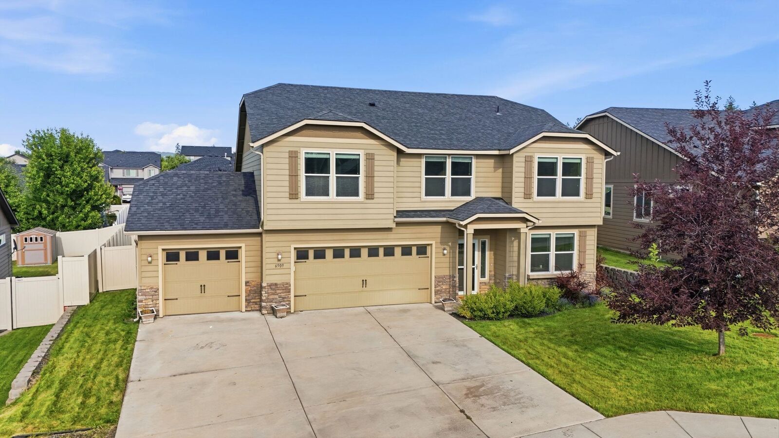 Property Photo:  6909 S Woodhaven Dr  WA 99224 