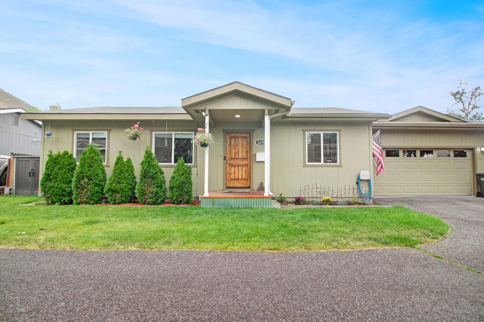 Property Photo: 2670 Woodside Blvd ID 83333