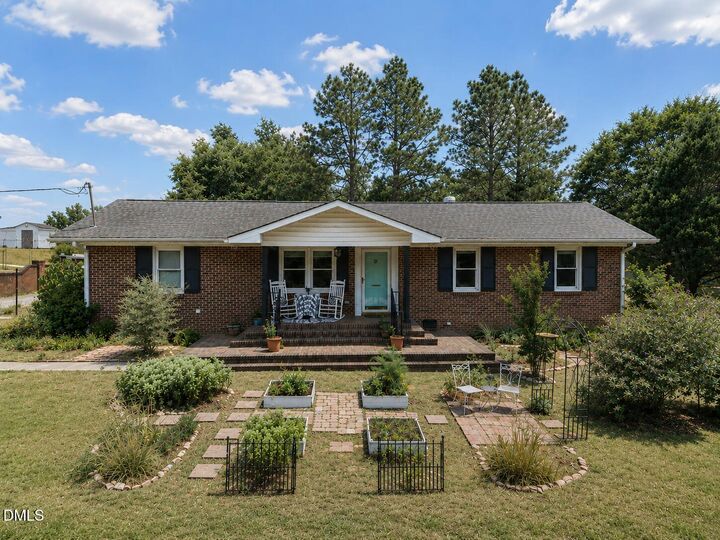 Property Photo: 8921 U.s. Hwy 301 S NC 27524