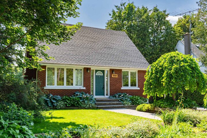 Property Photo:  1808 Russell Road  ON K1G 1L5 
