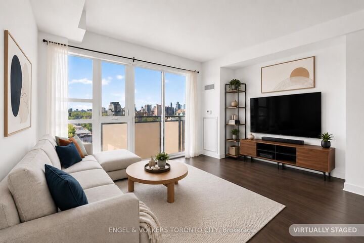Property Photo: 156 Portland Street 606 ON M5V 0G1