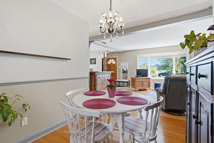 Property Photo:  289 Winnipeg Boulevard  ON N5W 4V1 