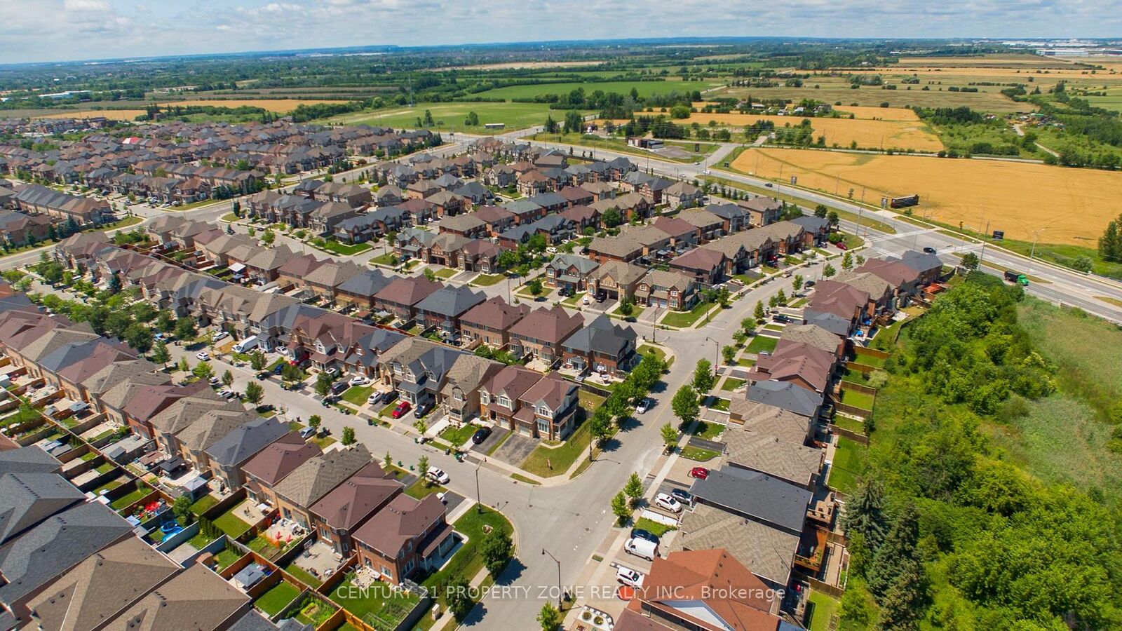 Property Photo:  30 Apple Valley Way Drive  ON L6P 3R3 