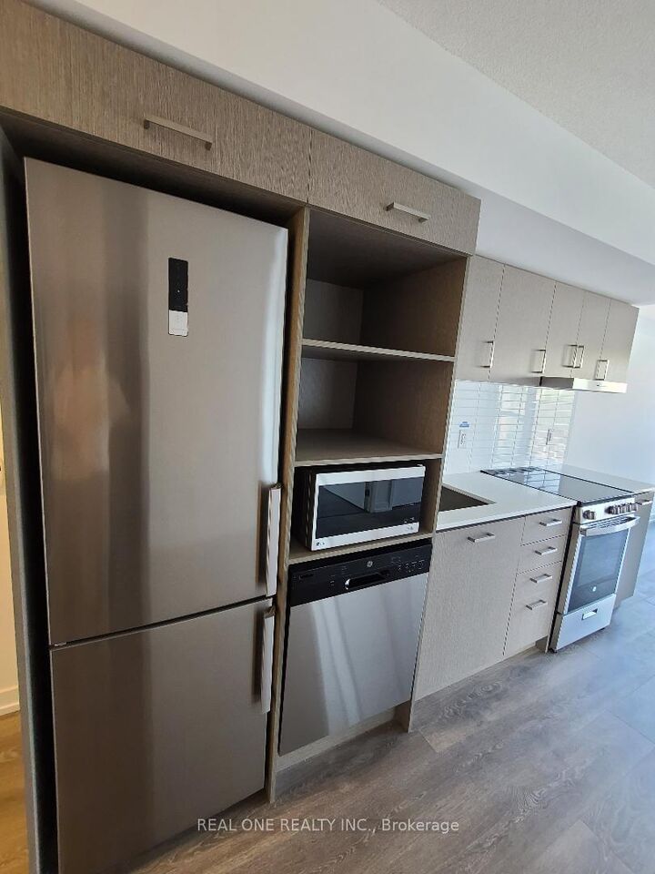 Property Photo:  219 Dundas Street E 511  ON M5A 0V1 