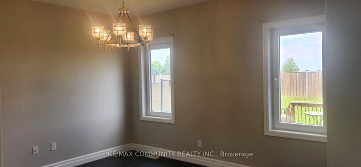 Property Photo:  18 Morris Street  ON N3L 0E8 