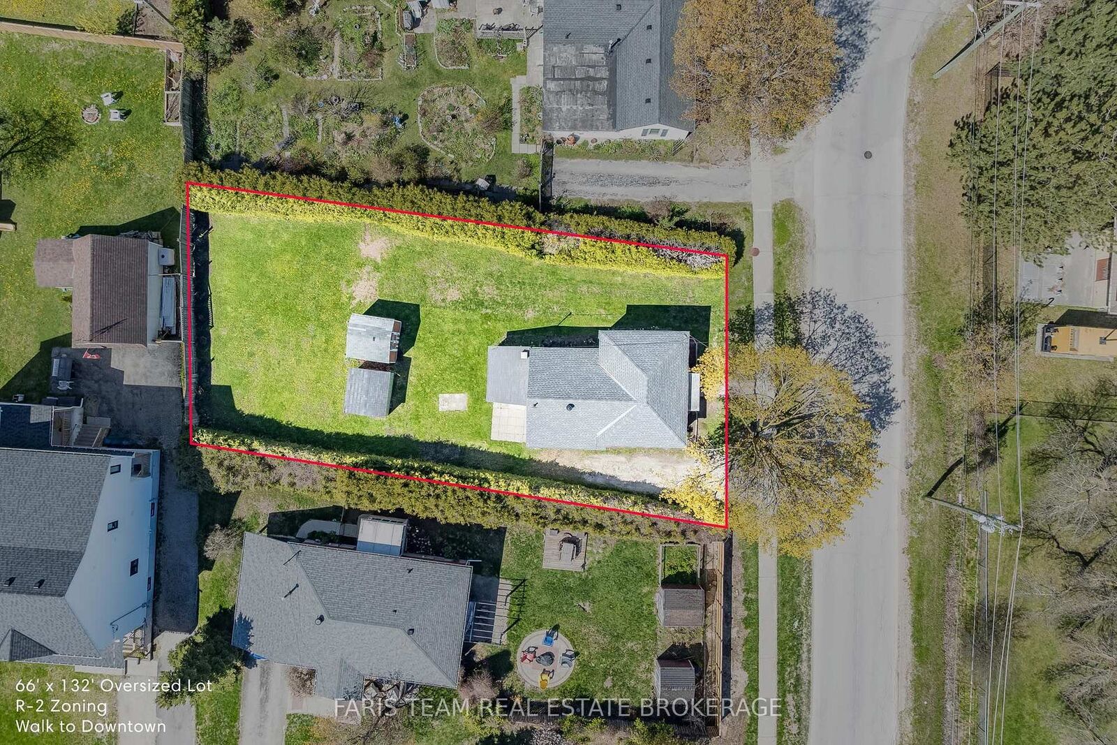 Property Photo:  32 Lorne Avenue  ON L9Y 2B6 