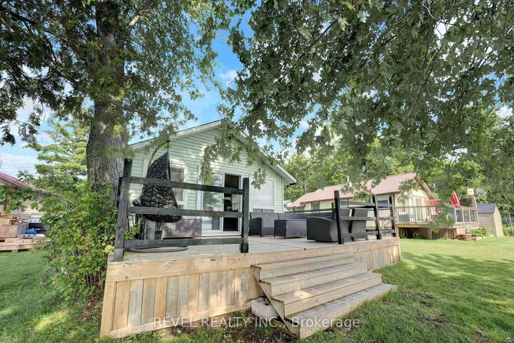Property Photo: 22 Lake Road #6 ON K0L 1L0
