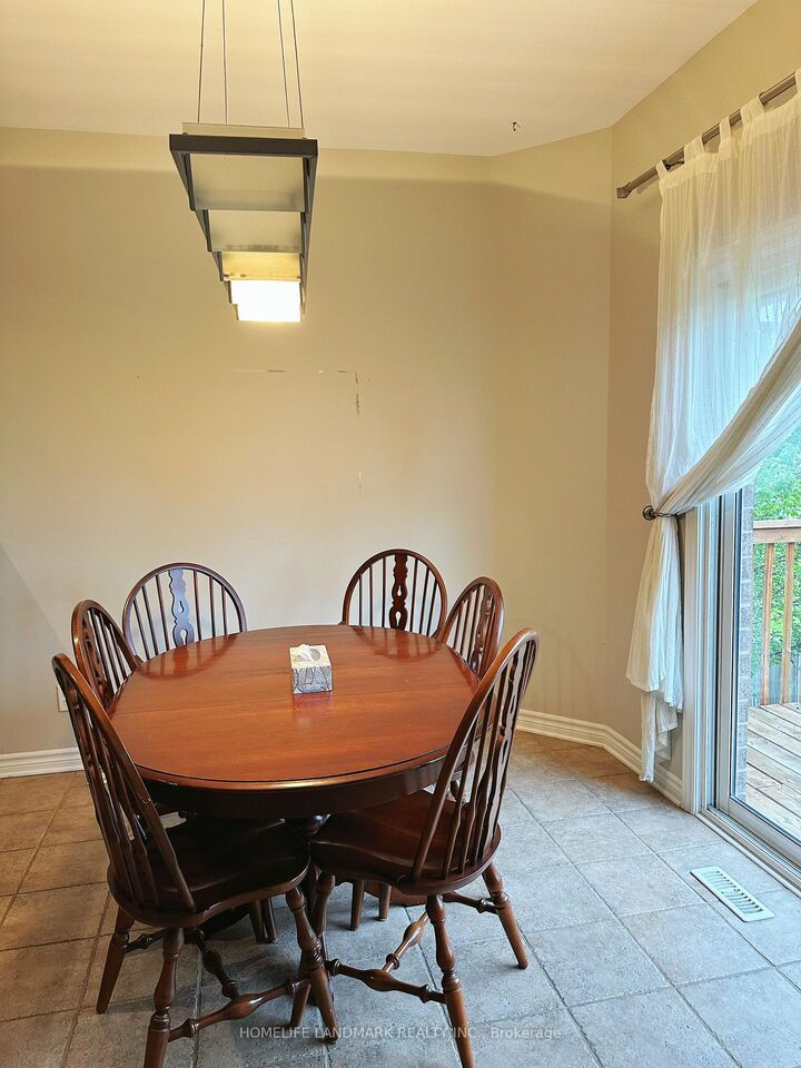 Property Photo: 388 Berryhill Drive ON N5X 4L4