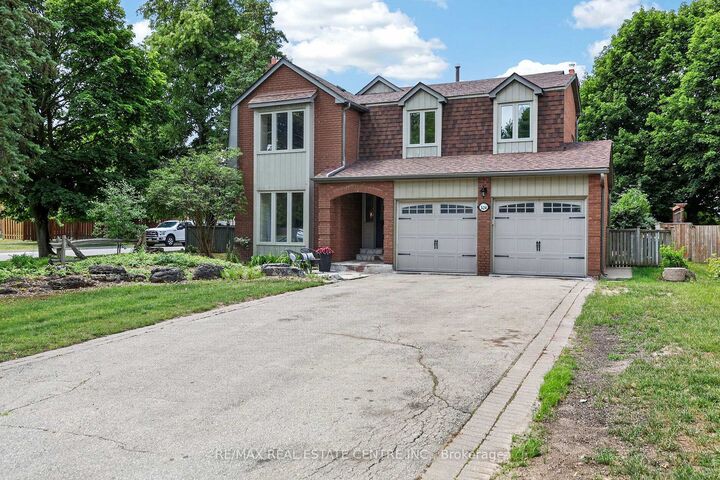 Property Photo:  324 Hersey Crescent  ON L7E 3Z5 