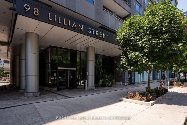 98 Lillian Street # 916 — photo 1