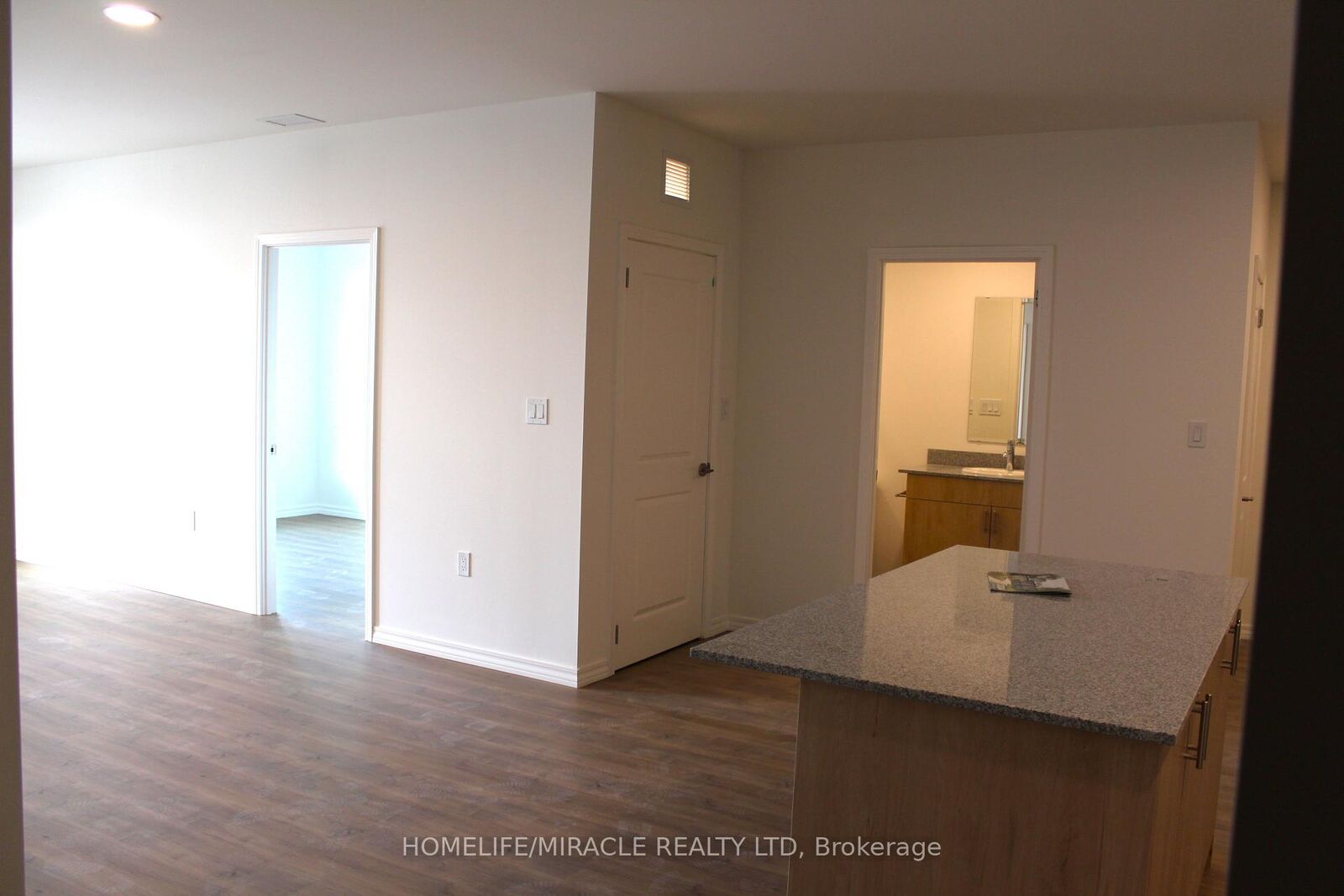 Property Photo:  1098 Paisley Road 613  ON N1K 0E3 