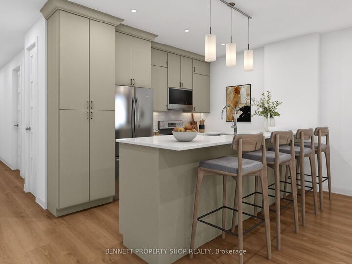 Property Photo: 105 Rosalie Ridge ON K1W 1G1