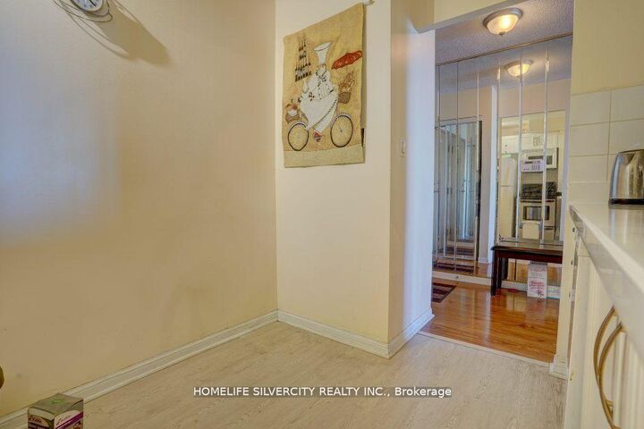 Property Photo: 88 Corporate Drive 1617 ON M1H 3G6
