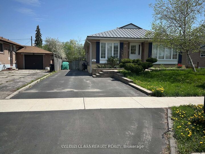Property Photo:  20 Murchison Crescent  ON M9V 3P6 
