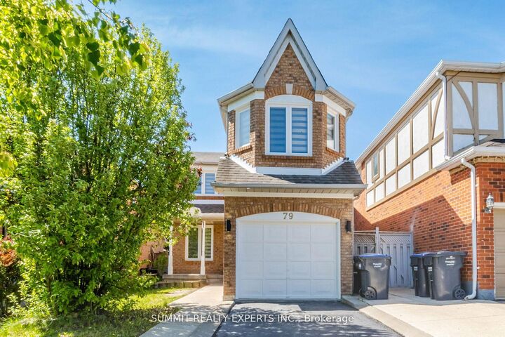 79 Rocky Mountain Crescent — photo 1