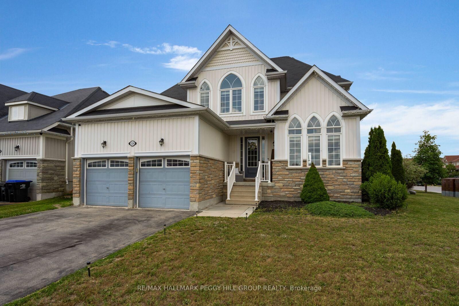 Property Photo:  124 Latimer Avenue  ON L3W 0M9 