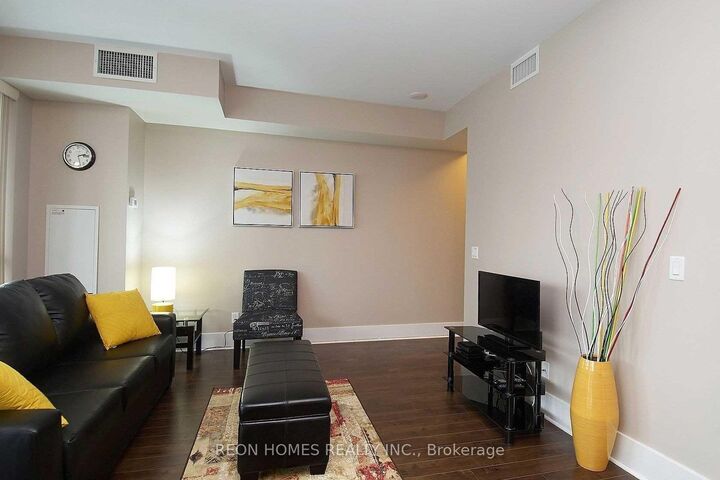 Property Photo: 300 Front Street 2009 ON M5V 0E9