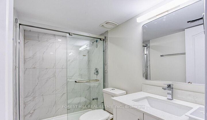 Property Photo:  115 Amberly Boulevard Room 2  ON L9G 3V2 