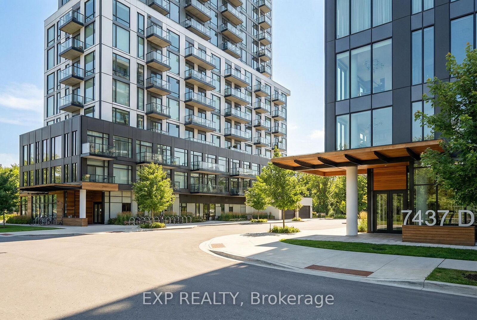 Property Photo: 7437 Kingston Road 908B ON M1B 5S3