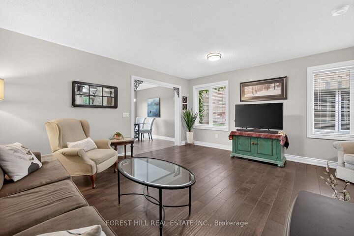 Property Photo:  92 Senator Way  ON L7E 2S6 