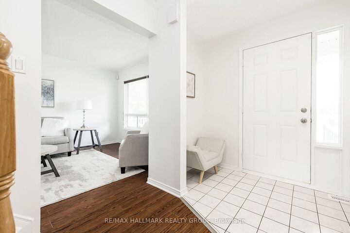 702 Maley Street — photo 1