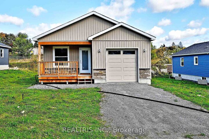 148 Patricia Street — photo 1