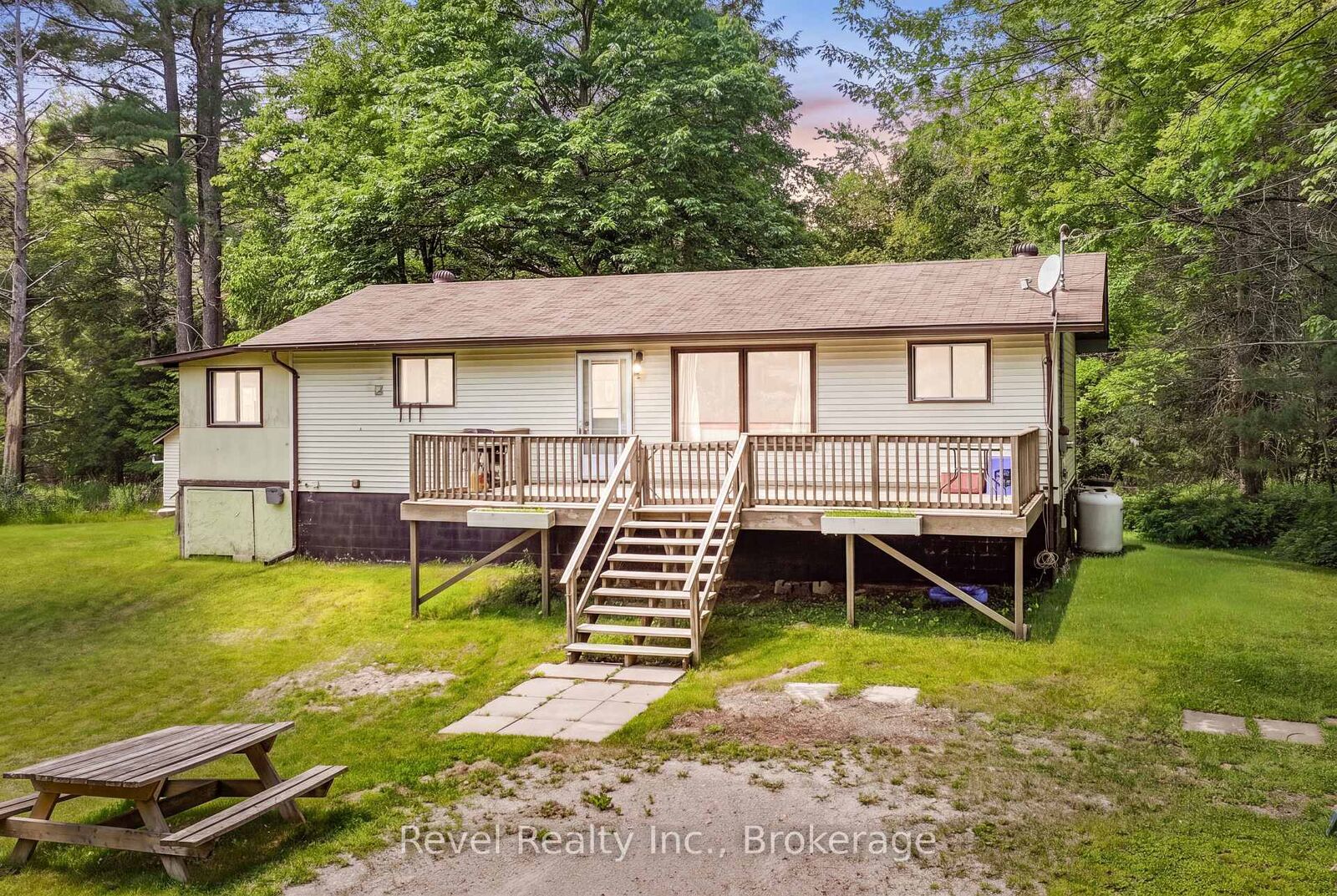 Property Photo: 31 Morrison Street ON K0M 2L0