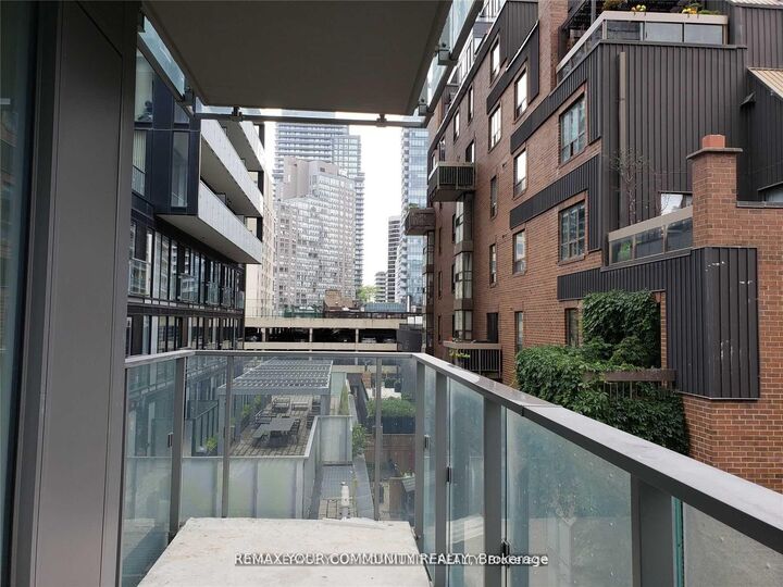 Property Photo: 50 Wellesley Street E 302 ON M4Y 1G2