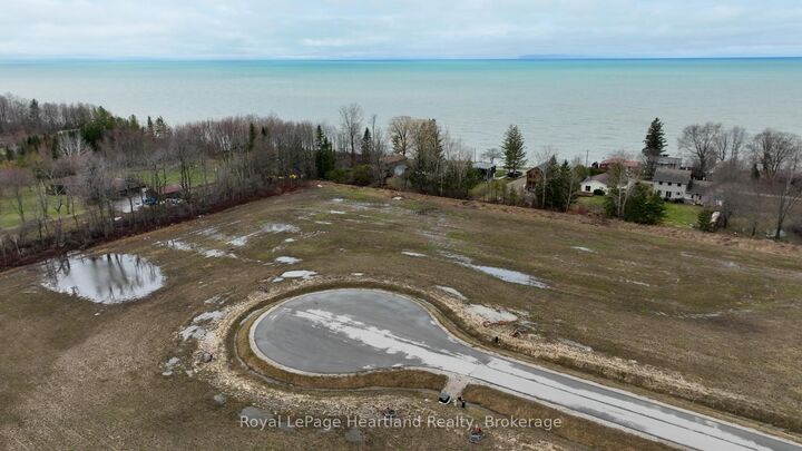 Property Photo:  77519 Brymik Avenue S Lot 8  ON N0M 1G0 